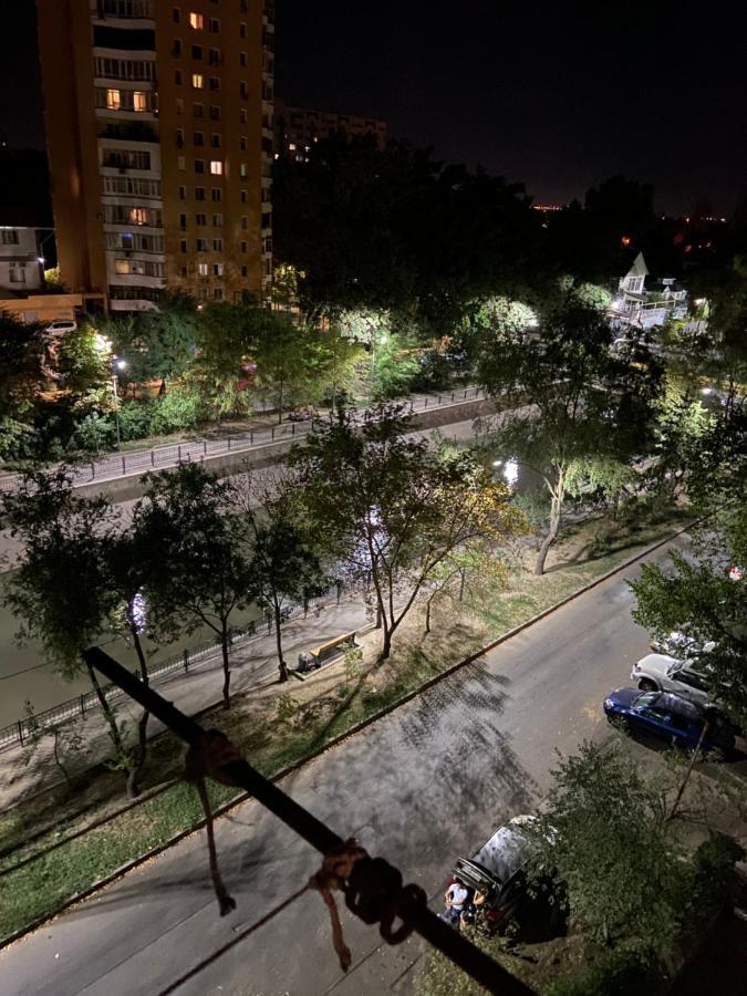 Standart Apartment On Kozhamkulov 128 อัลมาตี ภายนอก รูปภาพ